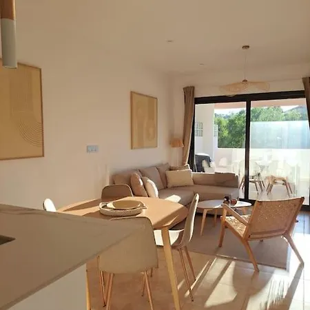 The Retreat, Valle Del Modern * Vera